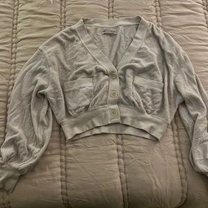 Urban outfitters cropped sweater size M